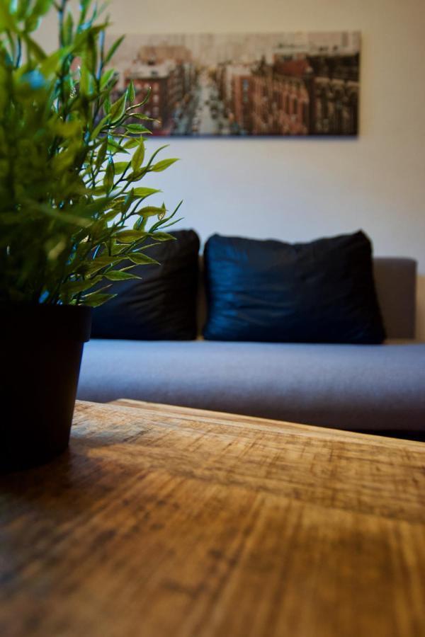 Standard Apartment By Hi5 - Nyugati Square Budapeste Exterior foto